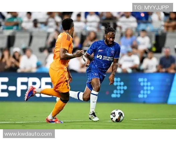 切尔西更衣室风波升级斯特林与恩佐训练场激烈对峙引发关注